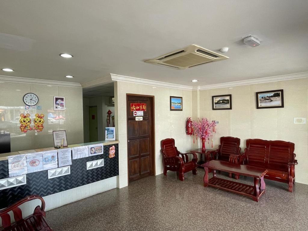 Mega Inn Sri Aman Simanggang エクステリア 写真